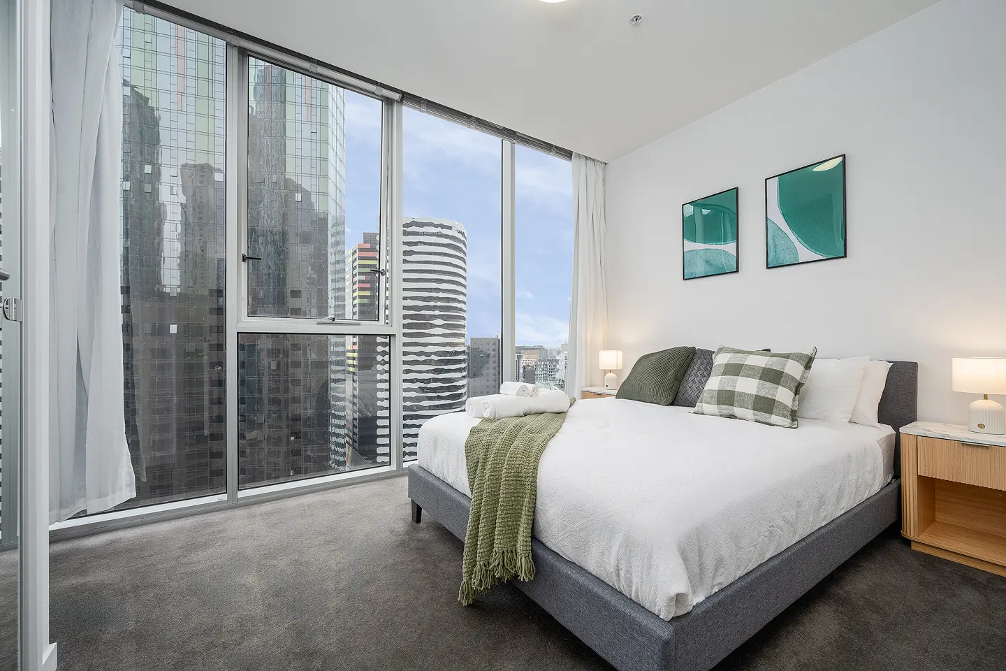Spacious Queen Vic Market Apartment photo